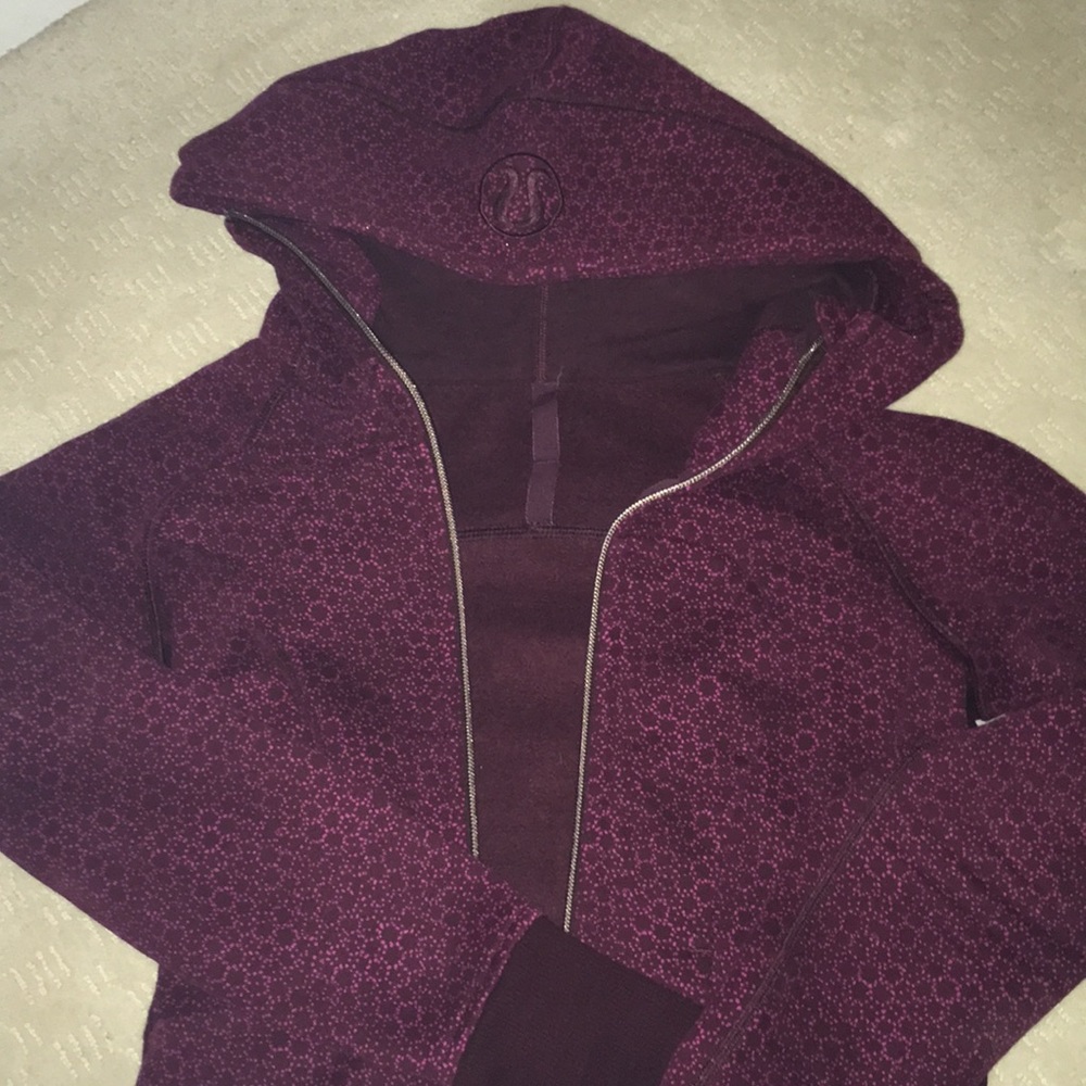 Lululemon jacket size 2